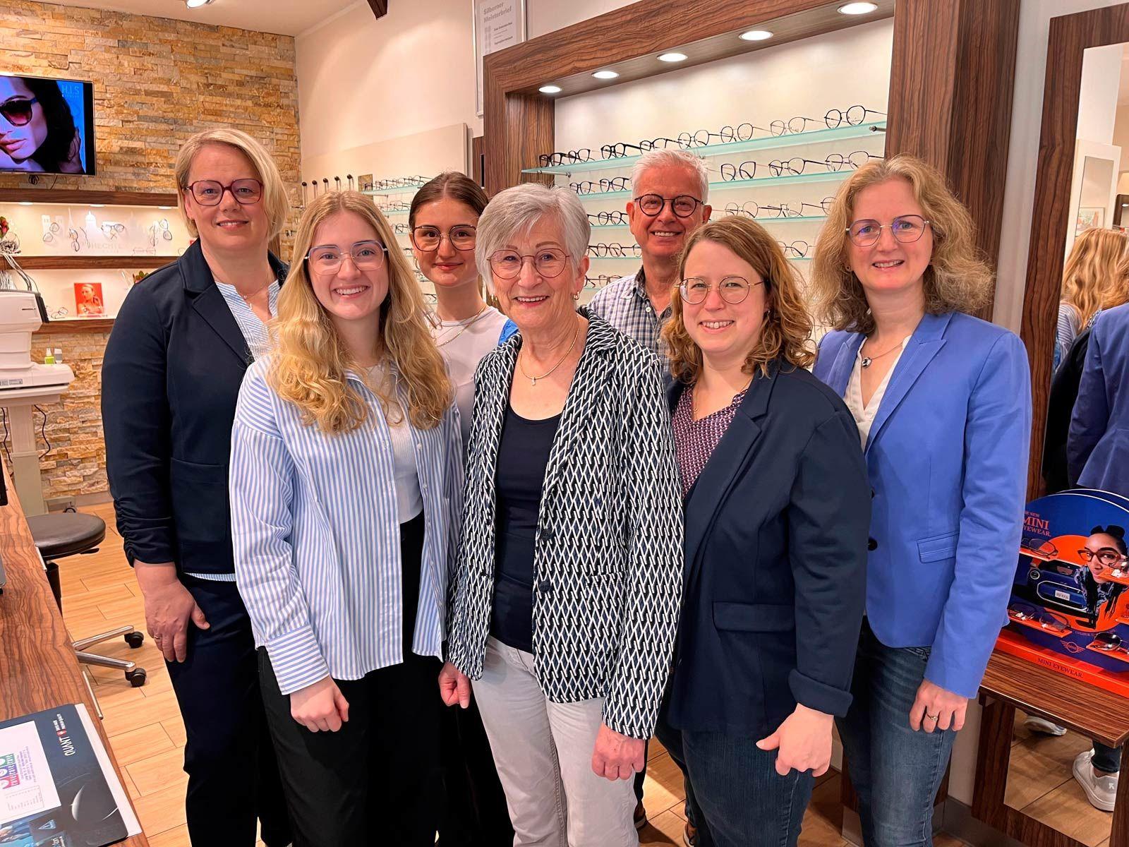 Rave Trauringe Beratungsteam